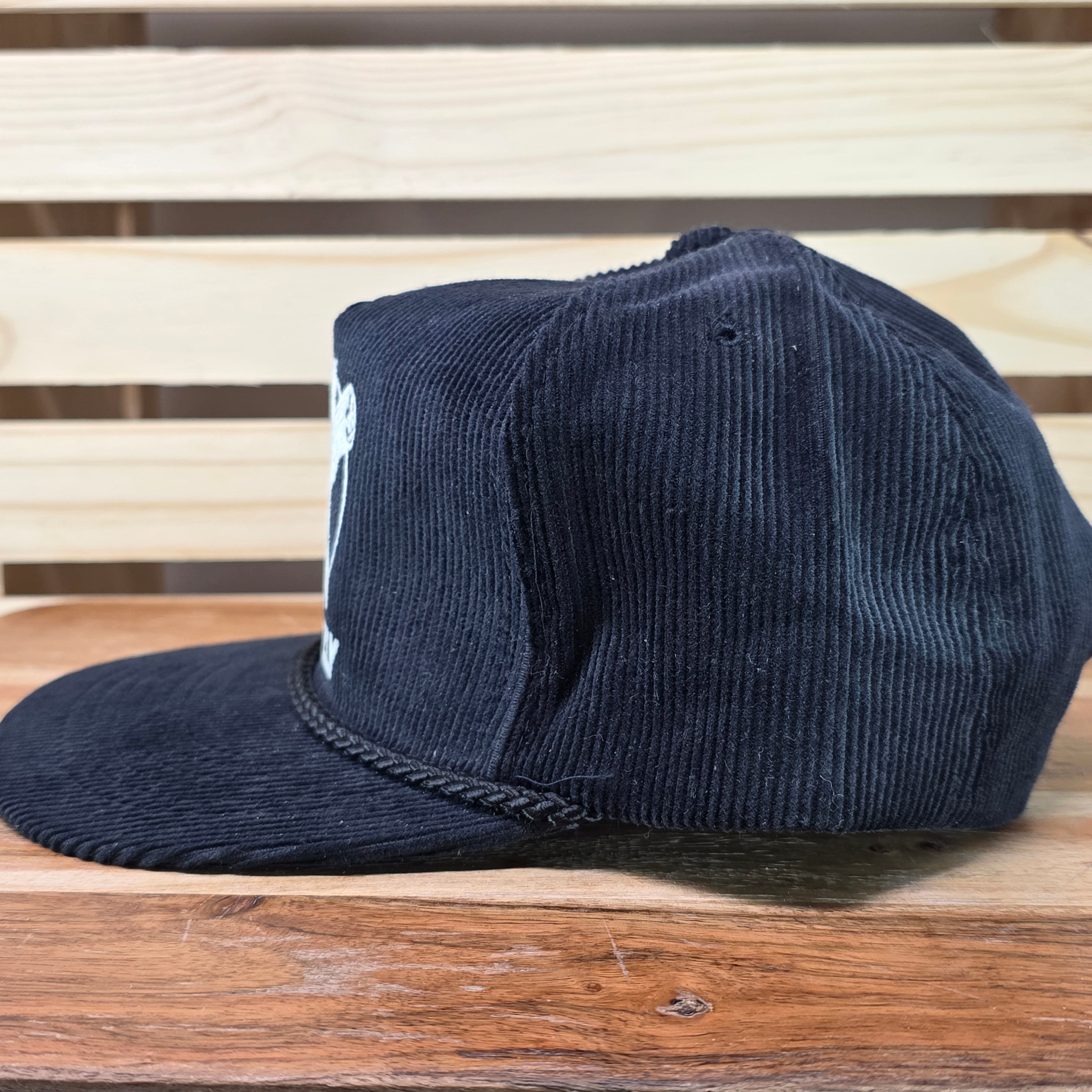 Grizzly Black Corturoy Vintage Cap